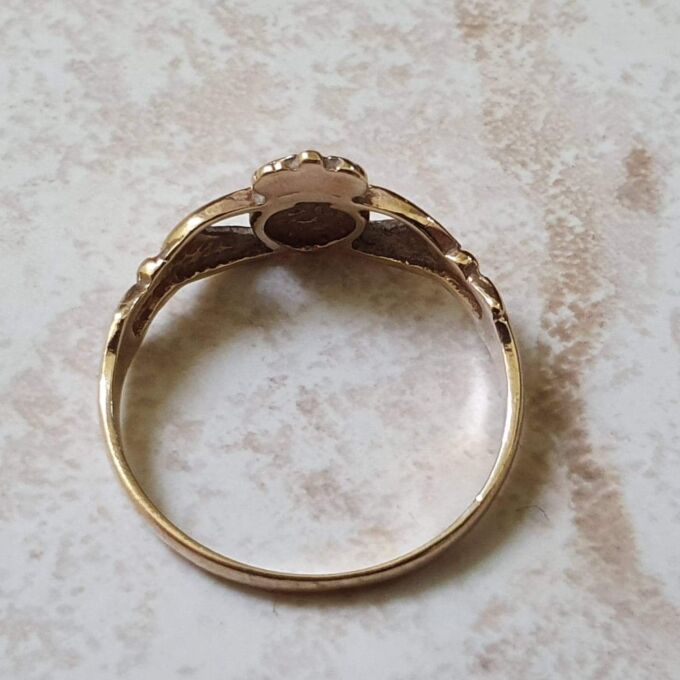 Reserved – Claddagh Heart, Crown & Hands Ring in 9ct Gold, a UK M or a US 6 1/2