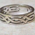 Celtic Knot White Gold Band Ring in 9ct,  a UK M 1/2 or a US 6 3/4.