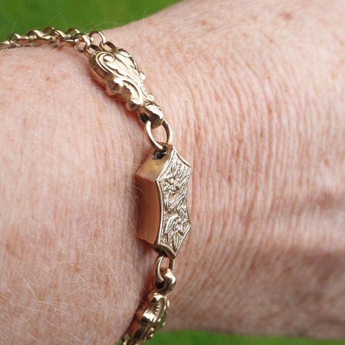 Ornate Vintage Bracelet in 9ct Rose Gold