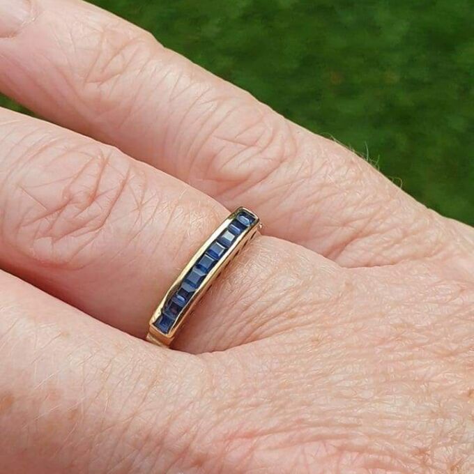 Channel Set Sapphire Ring in 9ct Gold, a UK L 1/2 or a US 6 1/4