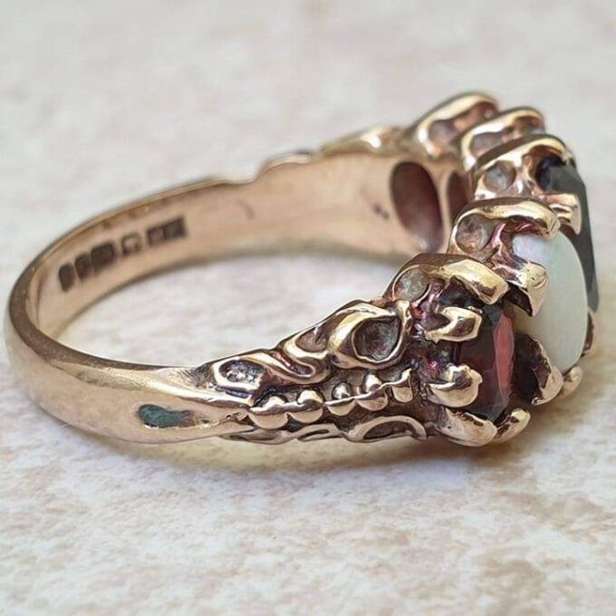 Chunky Opal and Garnet Ring in 9ct Gold, a UK L 1/2 or a US 6 1/4