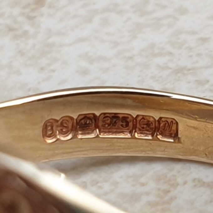 Diamond Set Engraved Signet Ring in 9ct Gold,  a UK O 1/2 or a US 7 3/4