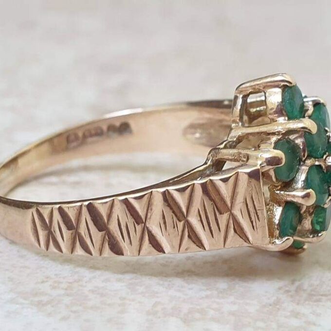 Emerald Cluster Ring in 9ct Gold.
