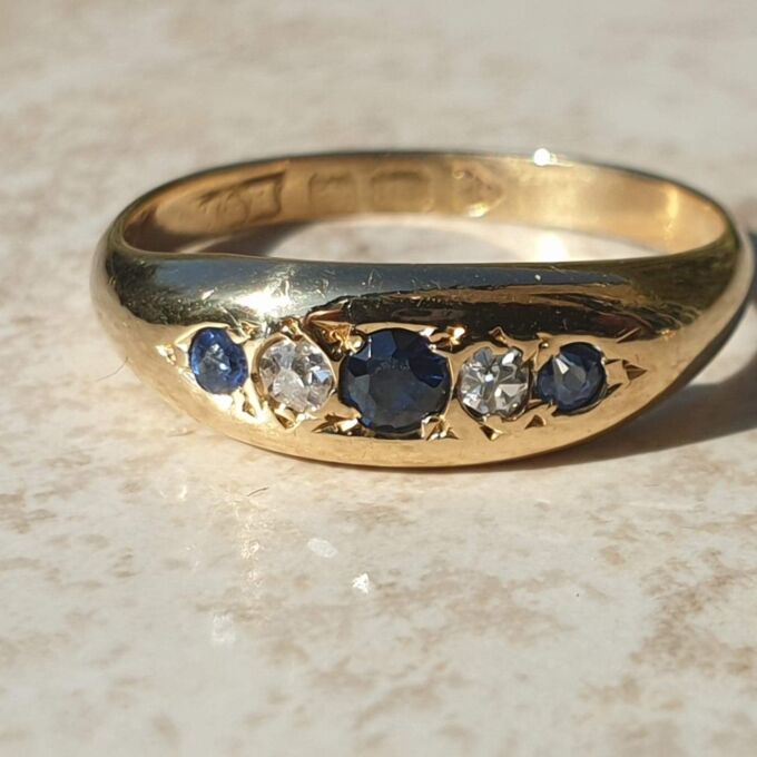 Antique Gypsy Sapphire and Diamond Ring in 18ct Gold,  a UK L1/2 or a US 6 1/4.