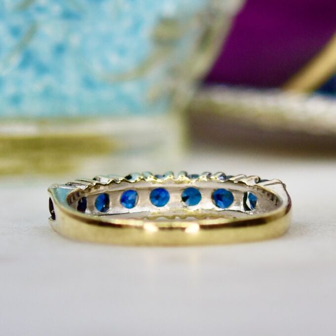 Blue Stone Stacking Band in 9ct Gold.