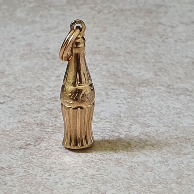 Coca Cola Bottle Charm Pendant in 9ct Gold
