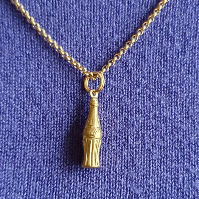 Coca Cola Bottle Charm Pendant in 9ct Gold