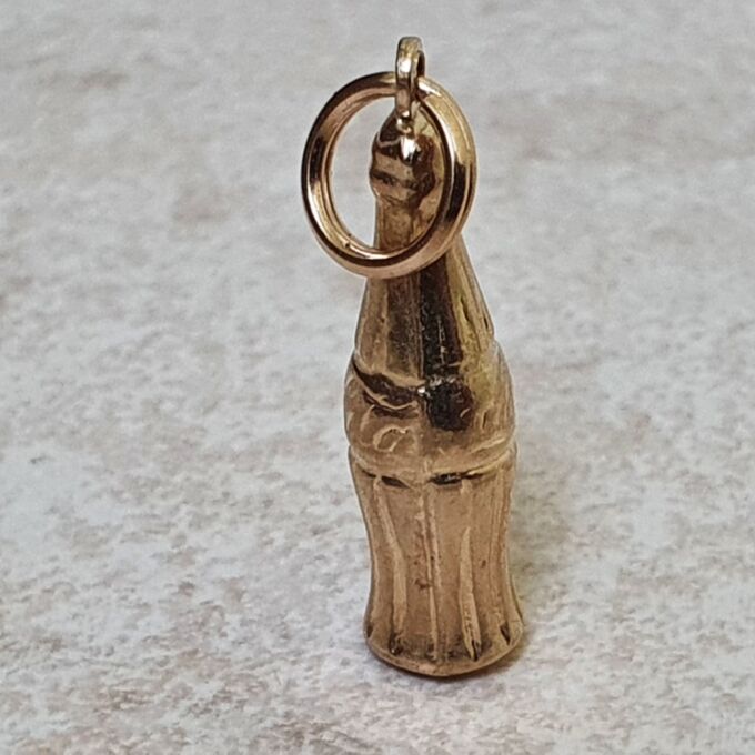 Coca Cola Bottle Charm Pendant in 9ct Gold