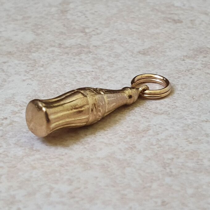 Coca Cola Bottle Charm Pendant in 9ct Gold