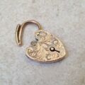 Heart Padlock in 9ct Gold