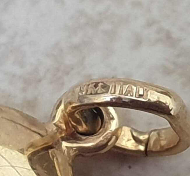 Whale Charm Pendant in 9ct Gold