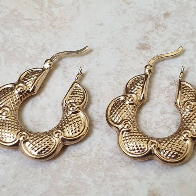 Petal Shaped Hoop Earrings in 9ct Gold