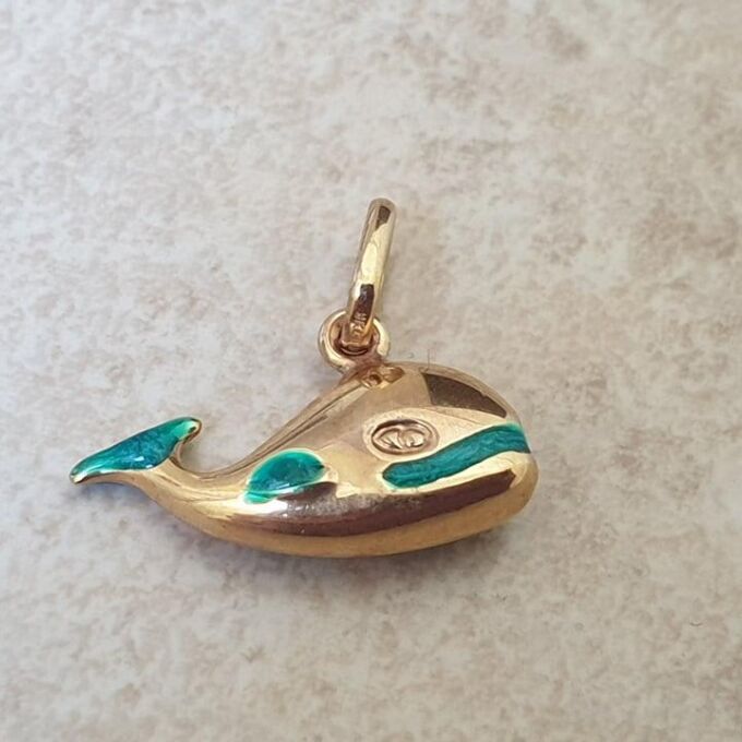 Whale Charm Pendant in 9ct Gold
