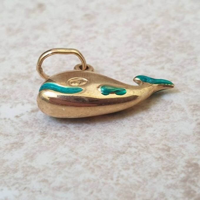 Whale Charm Pendant in 9ct Gold