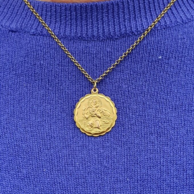 St Christopher Pendant in 9ct Gold