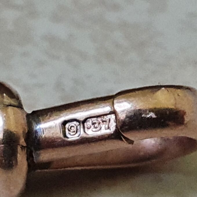 Antique Dog Clip in 9ct Gold