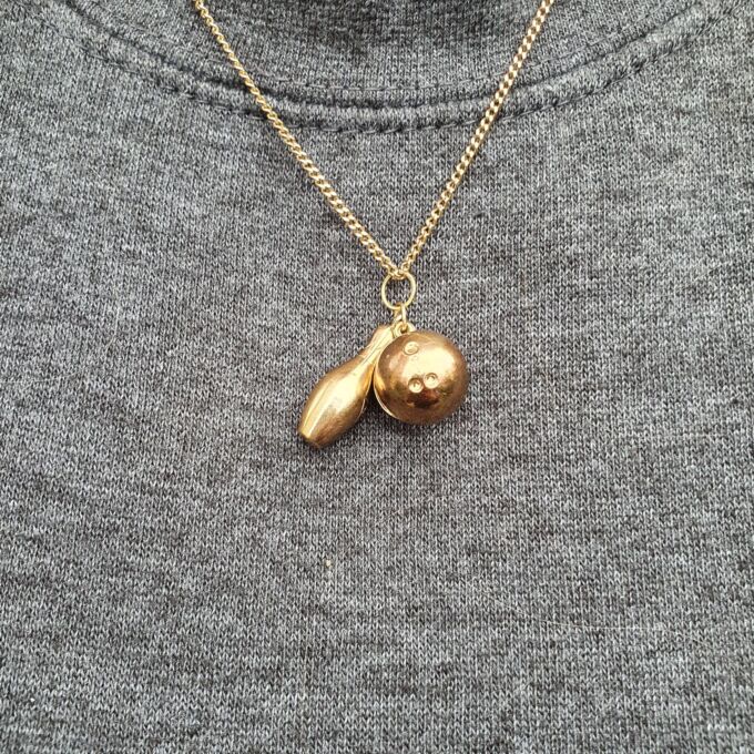Bowling Ball & Skittle Pendant in 9ct Gold