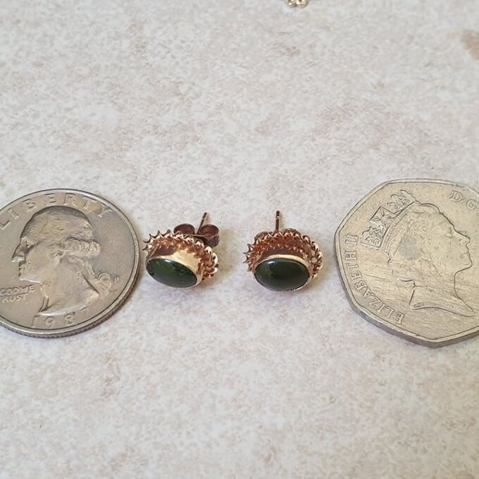 Oval Onyx Stud Earrings in 9ct Gold