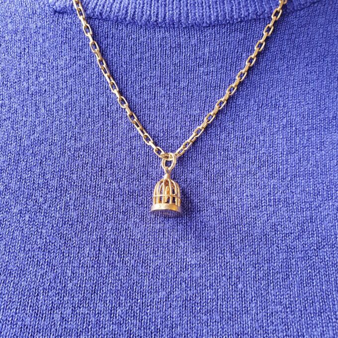 Bird In Birdcage Charm Pendant in 9ct Gold