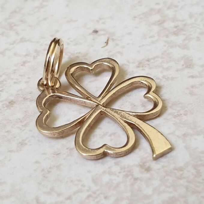 Four Leaf Clover Pendant in 9ct Gold