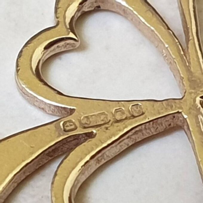 Four Leaf Clover Pendant in 9ct Gold