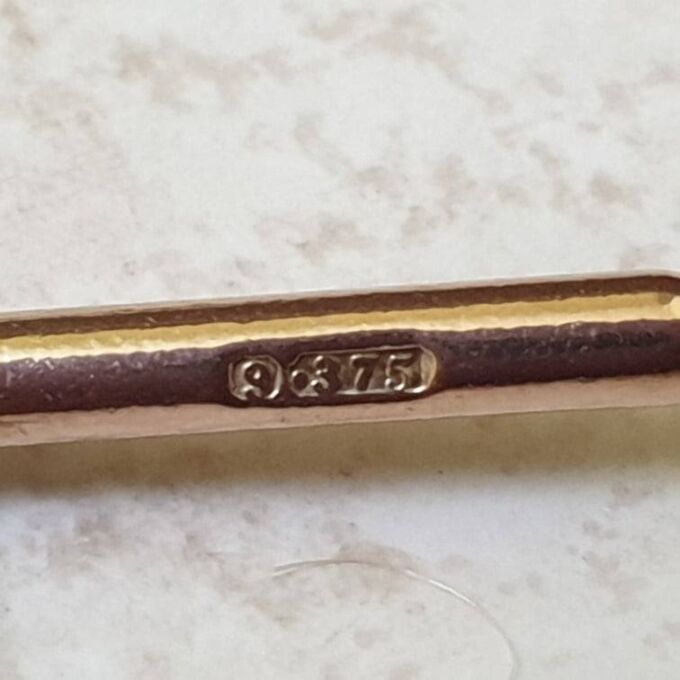 Albert or T Bar in 9ct Gold