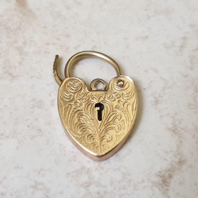 Engraved Heart Padlock in 9ct Gold