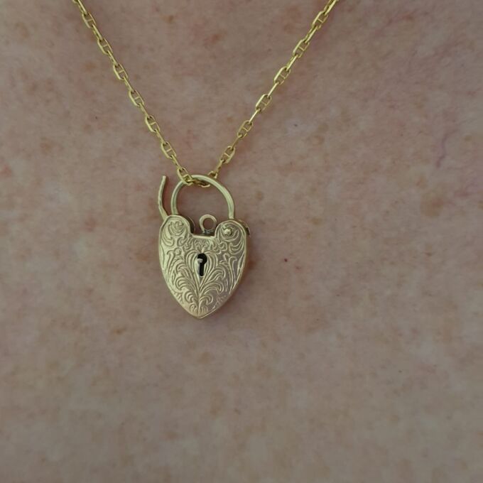 Engraved Heart Padlock in 9ct Gold