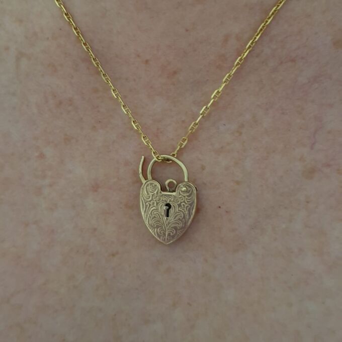 Engraved Heart Padlock in 9ct Gold