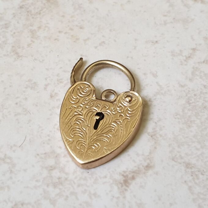 Engraved Heart Padlock in 9ct Gold
