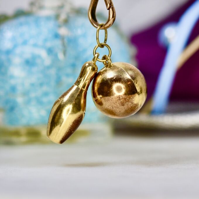 Bowling Ball & Skittle Pendant in 9ct Gold