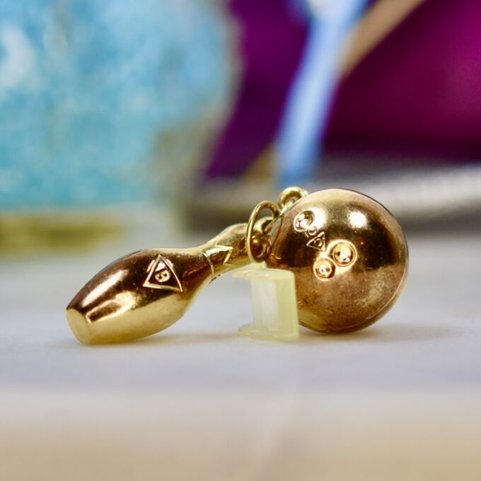 Bowling Ball & Skittle Pendant in 9ct Gold
