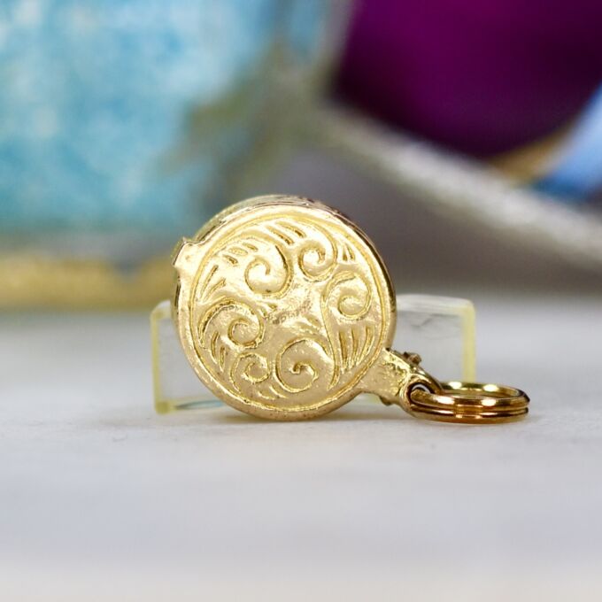 Roulette Wheel Charm Pendant with Hidden Compartment in 9ct Gold