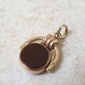 Antique Carnelian and Bloodstone Spinner Fob Pendant in 9ct Gold