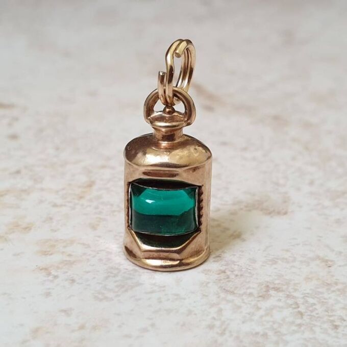 Green Lantern Charm Pendant in 9ct Gold