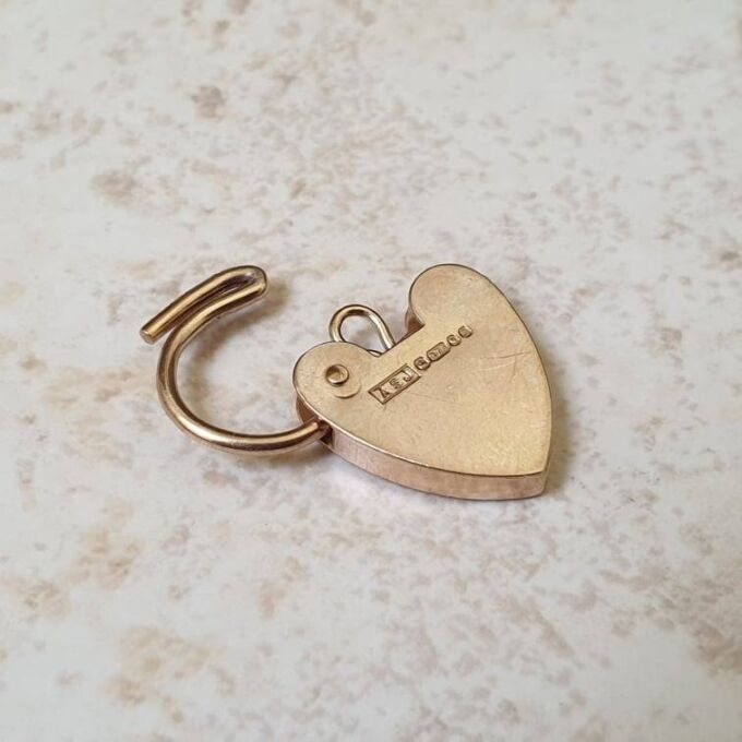 Small Engraved Front Padlock in 9ct Gold