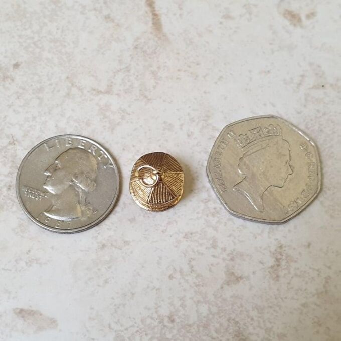 Revolving Fairground Carousel Charm Pendant in 9ct Gold