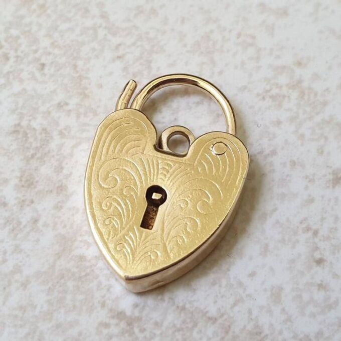 Engraved Heart Padlock in 9ct Gold