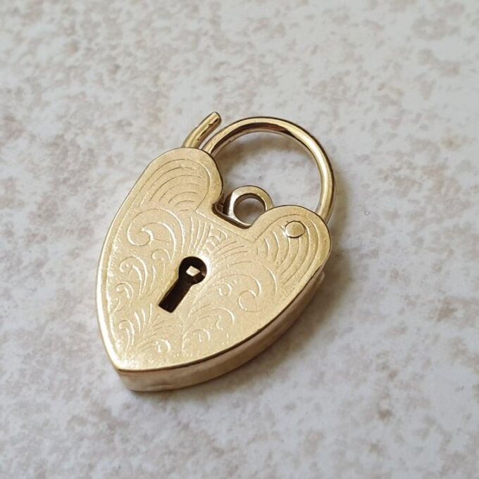 Engraved Heart Padlock in 9ct Gold