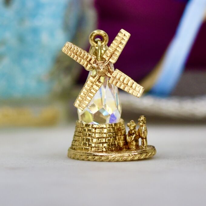 Windmill Charm Pendant in 9ct Gold