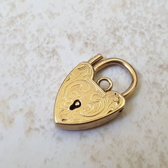 Small Engraved Padlock in 9ct Gold