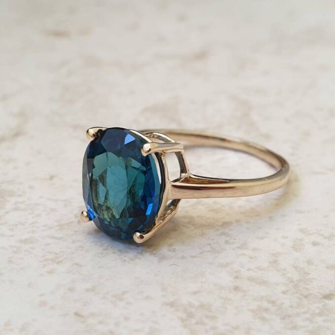 London Blue Topaz Solitaire Ring in 9ct Gold