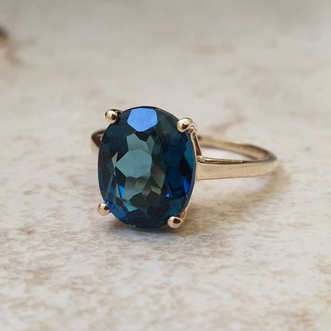 London Blue Topaz Solitaire Ring in 9ct Gold
