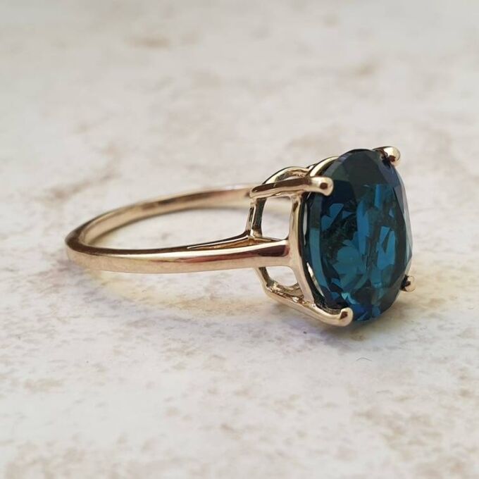 London Blue Topaz Solitaire Ring in 9ct Gold