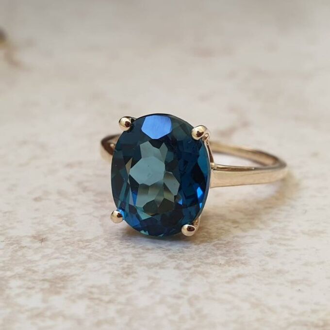 London Blue Topaz Solitaire Ring in 9ct Gold