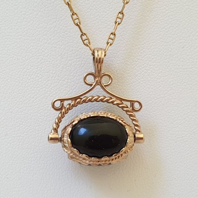 Three Stone Spinner Fob Pendant in 9ct Gold