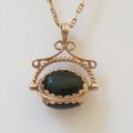 Three Stone Spinner Fob Pendant in 9ct Gold
