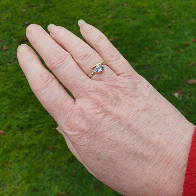 Sky Blue Topaz Snake Ring in 9ct Gold