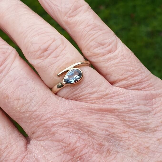 Sky Blue Topaz Snake Ring in 9ct Gold