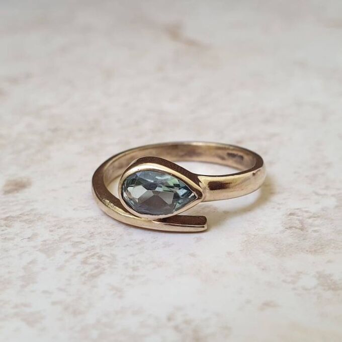 Sky Blue Topaz Snake Ring in 9ct Gold